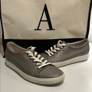 Ecco Soft 7 lace up Sneaker EU 42 Size 11